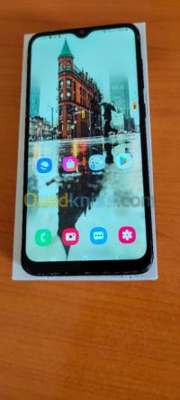 Samsung Galaxy A70 thumbnail 3