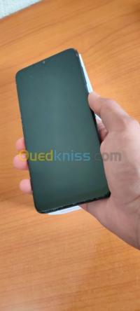 Samsung Galaxy A70 thumbnail 5