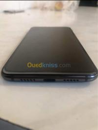Xiaomi Mi 9 thumbnail 3