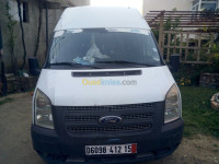 tizi-ouzou-bouzeguene-algerie-fourgon-ford-transit-2012