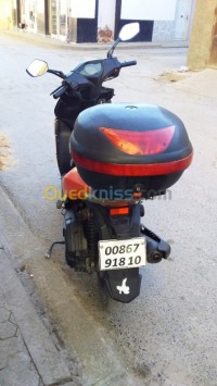 البويرة-مشدا-الله-الجزائر-دراجة-نارية-سكوتر-motokov-dr125-2018