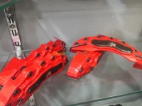 Caches étriers 
