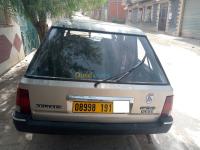 bordj-bou-arreridj-algerie-berline-peugeot-505-1991