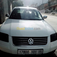 tizi-ouzou-ouacif-algerie-grande-berline-volkswagen-passat-2001