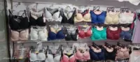 A vendre une petite boutique lingerie 