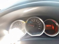 البليدة-أولاد-يعيش-الجزائر-سيارة-صغيرة-dacia-sandero-stepway-2018