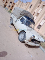 el-bayadh-abiod-sidi-cheikh-algerie-berline-peugeot-404-1981