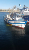 bateaux-barques-bateau-de-peche-sardinier-en-bois-alger-centre-algerie