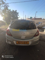 tipaza-bou-ismail-algerie-citadine-opel-corsa-2009