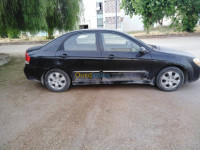 constantine-algerie-berline-kia-cerato-ex-2007