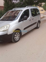 tlemcen-algerie-break-familiale-citroen-berlingo-multispace-2009