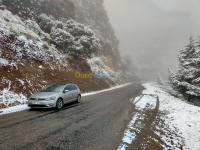 بسكرة-الجزائر-سيدان-متوسطة-volkswagen-golf-7-carat-2017