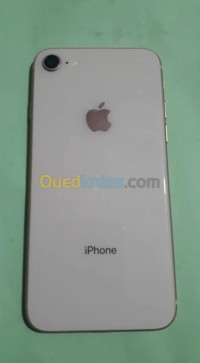 بجاية-سوق-الإثنين-الجزائر-هواتف-ذكية-apple-iphone-8
