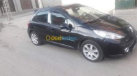 تبسة-الجزائر-سيارة-صغيرة-peugeot-207-2008
