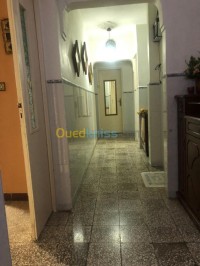 شقة-بيع-3-غرف-الجزائر-باب-الزوار