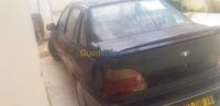 blida-ouled-yaich-algerie-berline-daewoo-cielo-2000