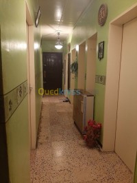 قسنطينة-الجزائر-شقة-byaa-shk-4-ghrf-ksntyn