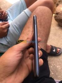 Samsung Galaxy A10 thumbnail 5