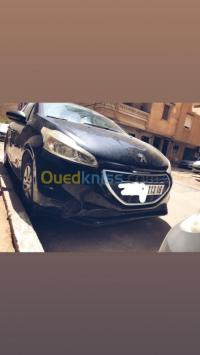 الجزائر-الكاليتوس-سيارة-صغيرة-peugeot-208-2013