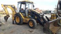 mascara-alaimia-algerie-engin-caterpillar-428-2001