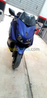 tizi-ouzou-azazga-algerie-motos-scooters-yamaha-tmax-530-2015