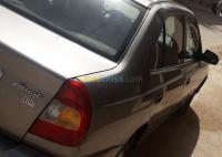 batna-barika-algerie-berline-hyundai-accent-gls-2003