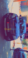 oum-el-bouaghi-algerie-tout-terrain-suv-toyota-rav4-2011