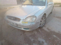 khenchela-algerie-mini-citadine-hyundai-sonata-2000