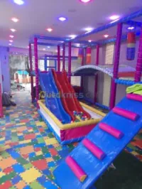 Manege interieur indoor playground 