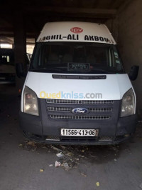 bejaia-boudjellil-algerie-fourgon-ford-transit-17-plus-2013