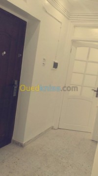 تلمسان-الجزائر-شقة-byaa-shk-3-ghrf-tlmsan
