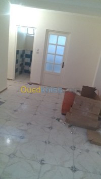 باتنة-الجزائر-شقة-byaa-shk-4-ghrf-batn