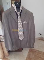 tipaza-cherchell-algerie-costumes-et-blazers-costume-giorgio-armani