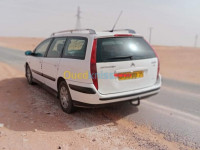 ghardaia-algerie-grande-berline-citroen-c5-2003