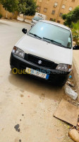 sidi-bel-abbes-algerie-mini-citadine-suzuki-alto-base-clim-2012