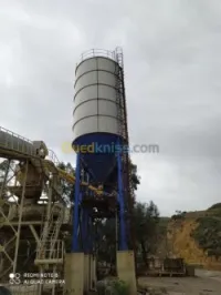 Centrale a béton marque MAKINA 90 M3 H