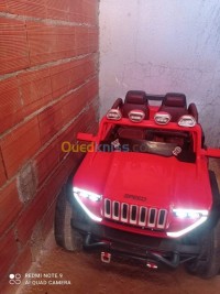 برج-بوعريريج-الجزائر-ألعاب-voiture-d-enfants