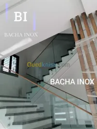Rampe d'escalier en verre et en inox