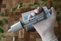 الجزائر-القبة-طبي-micropipette-eppendorf-2-20-µl