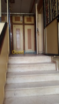 البليدة-العفرون-الجزائر-شقة-byaa-shk-4-ghrf-alblyd-alaafron