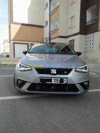 سيارة-صغيرة-seat-ibiza-2019-fr-باتنة-الجزائر