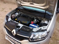 الأغواط-الجزائر-صالون-سيدان-renault-symbol-exception-2015