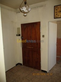 قسنطينة-الجزائر-شقة-kra-shk-5-ghrf-ksntyn