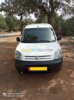 tizi-ouzou-algerie-commerciale-citroen-berlingo-2012