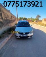 relizane-mazouna-algerie-break-familiale-dacia-logan-mcv-2012