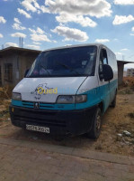 guelma-beni-mezline-algerie-fourgon-boxer-peugeot-2000