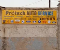 Panneaux publicitaires et signalétique