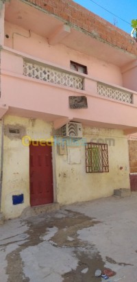 قسنطينة-الجزائر-شقة-byaa-shk-4-ghrf-ksntyn