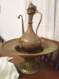الجزائر-السويدانية-ديكورات-و-ترتيب-aiguière-ottomane-avec-sont-bassin