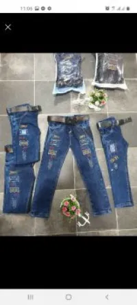 Pantalons jeans enfants 
